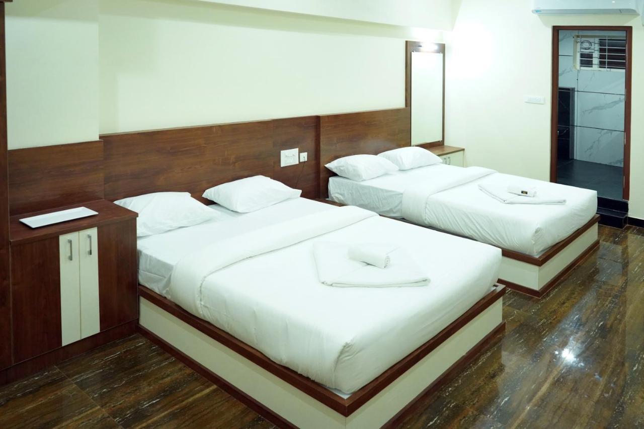 Hotel Nivetha Inn Coimbatore Buitenkant foto