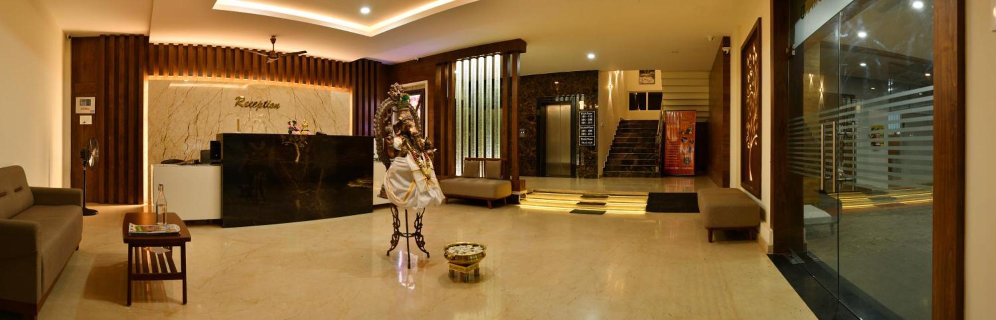 Hotel Nivetha Inn Coimbatore Buitenkant foto