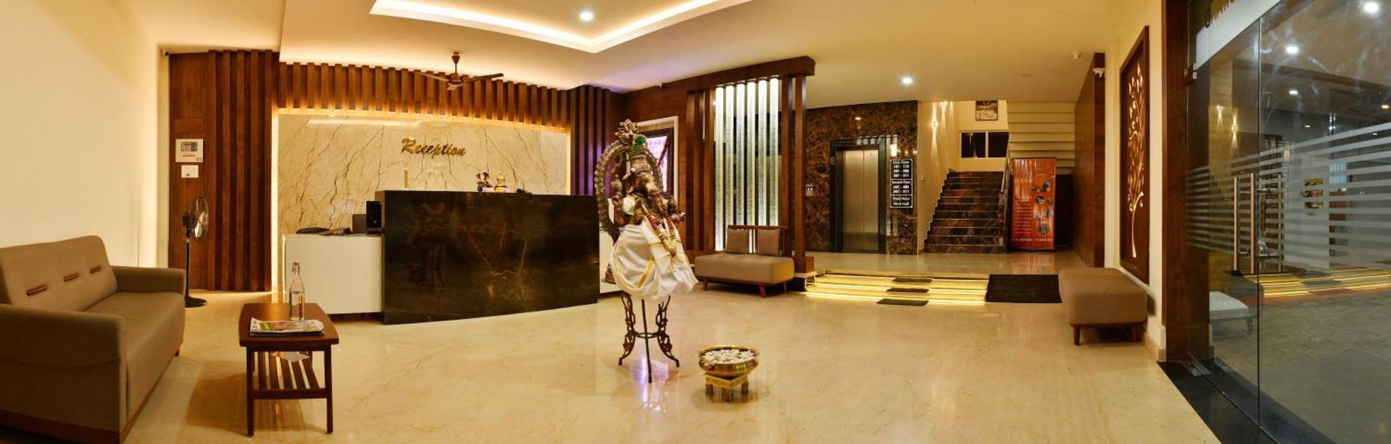 Hotel Nivetha Inn Coimbatore Buitenkant foto